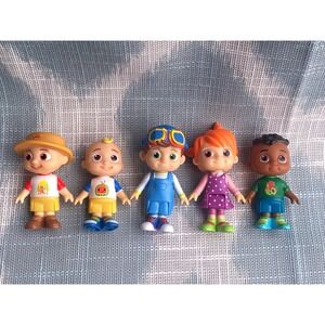 CoComelon Figures Toy Set JJ Friends‎ Family 2021 Moonbug Jazwares